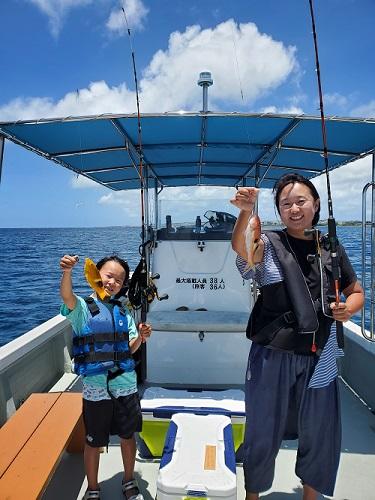 沖縄！親子で『釣り体験』はいかがでしょうか？初心者専門！シーパーク北谷！