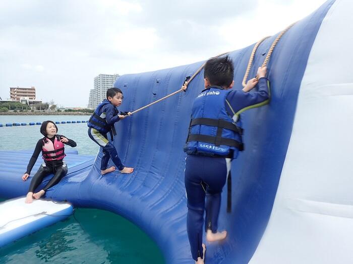 沖縄 海上アスレチック 当日 今から