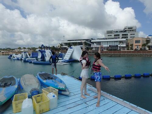 お盆休みは沖縄の海で家族、友達と元気に遊ぼう！＠沖縄マリンスポーツ『シーパーク北谷』